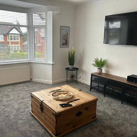 Light And Spacious Highcross Apartment Poulton-le-Fylde Exterior photo
