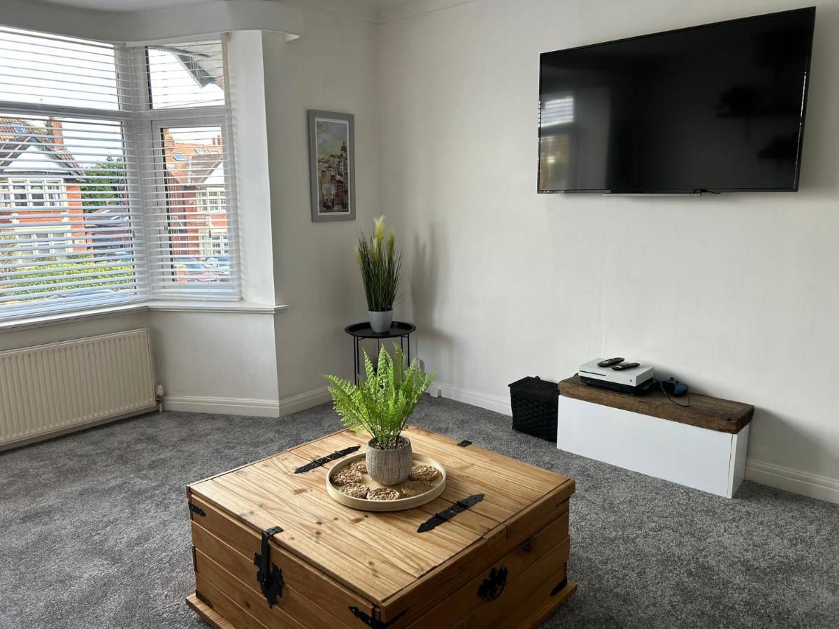 Light And Spacious Highcross Apartment Poulton-le-Fylde Exterior photo