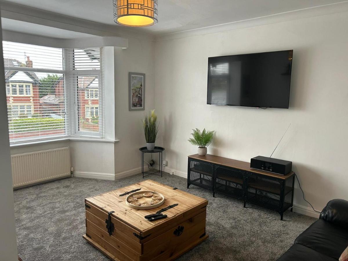Light And Spacious Highcross Apartment Poulton-le-Fylde Exterior photo